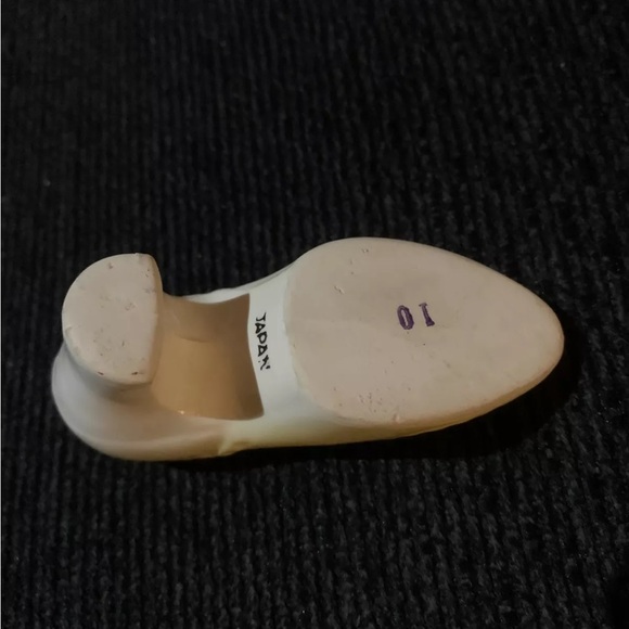 Vintage Mid Century High Heel Shoe Minature Ceramic Figurine Japan Marked 01 - Picture 4 of 4